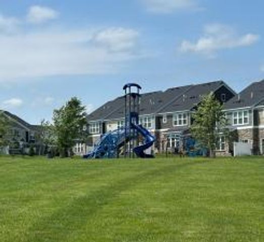 17976 Genoa Drive, Lakeville, MN 55044