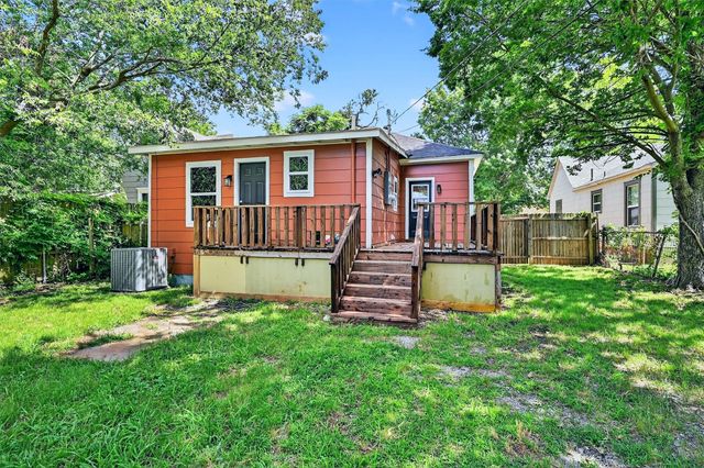 1326 W Bond Street, Denison, TX 75020