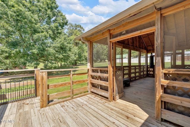 133 Deacon Creek Road, Erwin, TN 37650