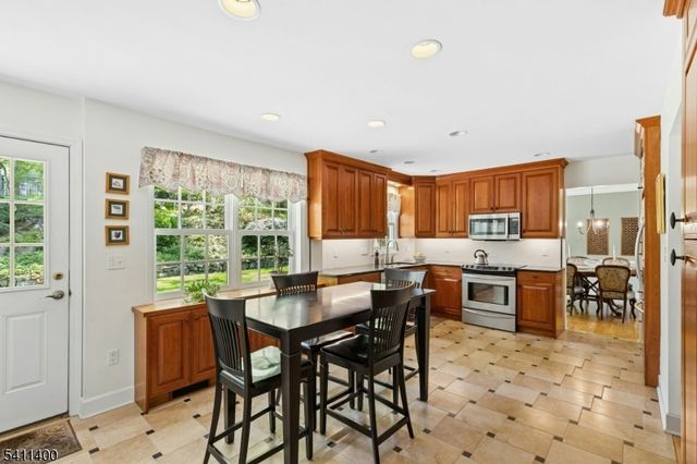 260 Lorraine Dr, Berkeley Heights Twp., NJ 07922