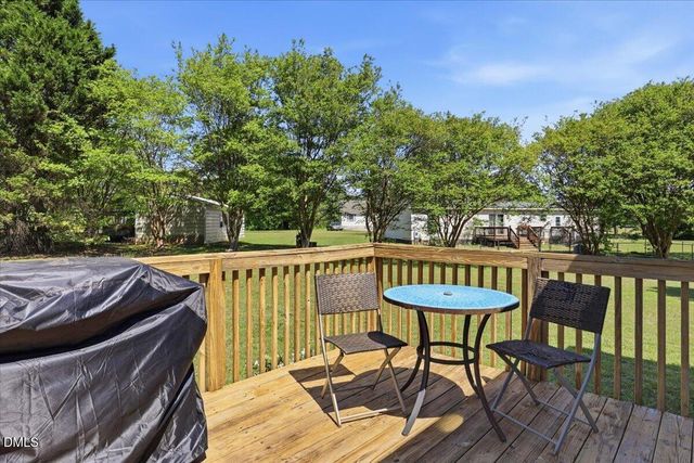 200 Amber Lane, Willow Springs, NC 27592