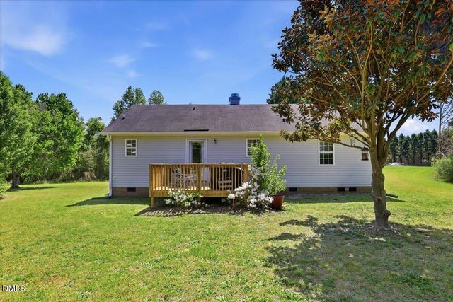 200 Amber Lane, Willow Springs, NC 27592