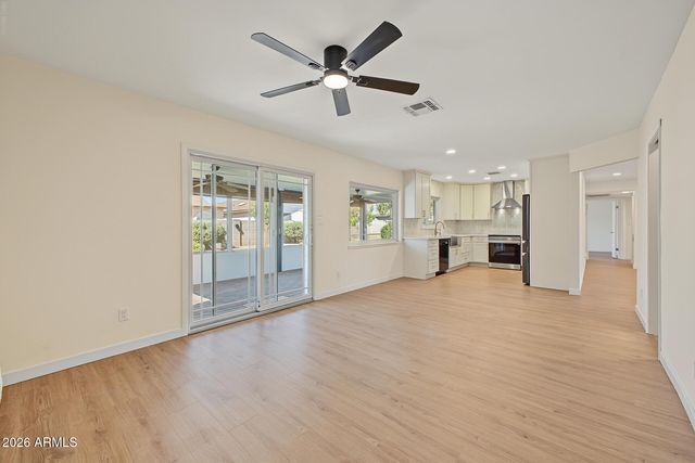 1767 W KIOWA Avenue, Mesa, AZ 85202