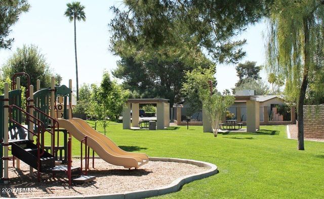 1767 W KIOWA Avenue, Mesa, AZ 85202