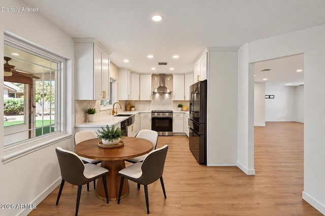 1767 W KIOWA Avenue, Mesa, AZ 85202