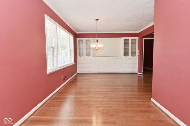 136 W Loretta Drive, Indianapolis, IN 46217