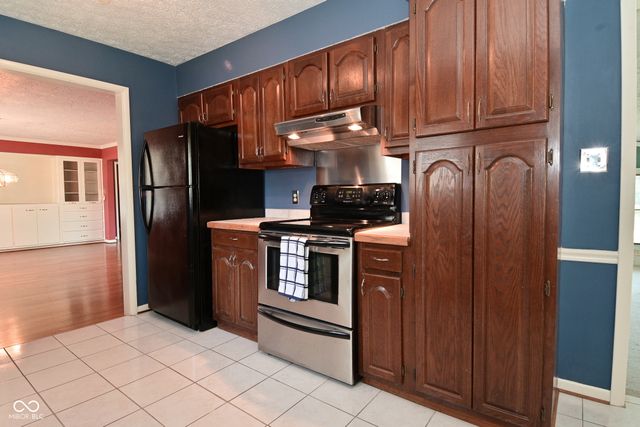 136 W Loretta Drive, Indianapolis, IN 46217