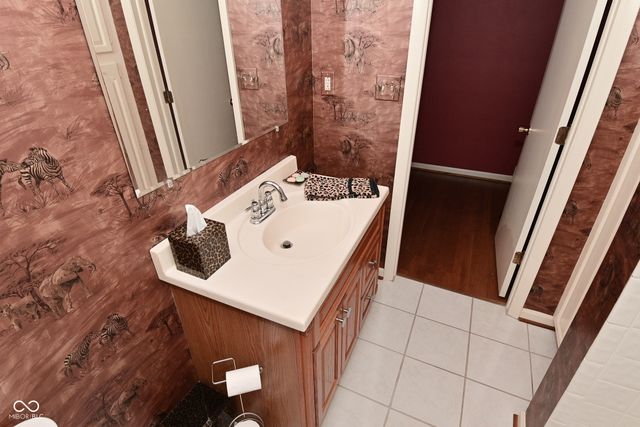 136 W Loretta Drive, Indianapolis, IN 46217