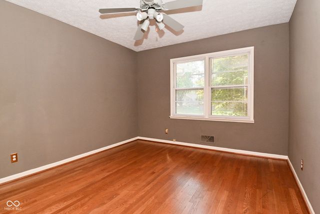 136 W Loretta Drive, Indianapolis, IN 46217