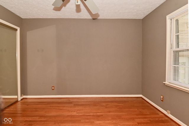 136 W Loretta Drive, Indianapolis, IN 46217