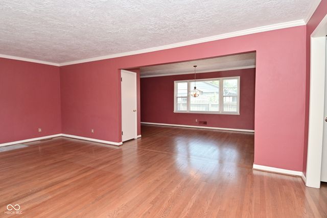 136 W Loretta Drive, Indianapolis, IN 46217