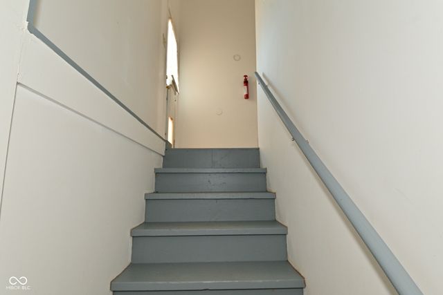 136 W Loretta Drive, Indianapolis, IN 46217