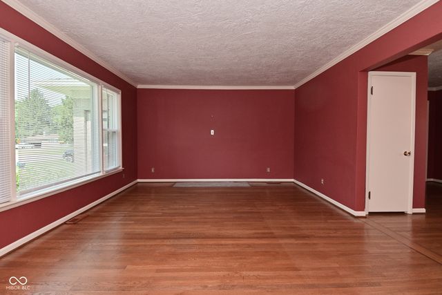 136 W Loretta Drive, Indianapolis, IN 46217