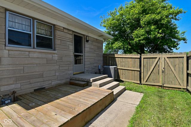 136 W Loretta Drive, Indianapolis, IN 46217