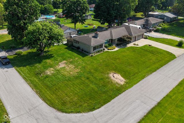 136 W Loretta Drive, Indianapolis, IN 46217