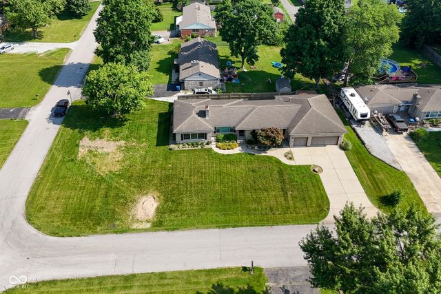 136 W Loretta Drive, Indianapolis, IN 46217