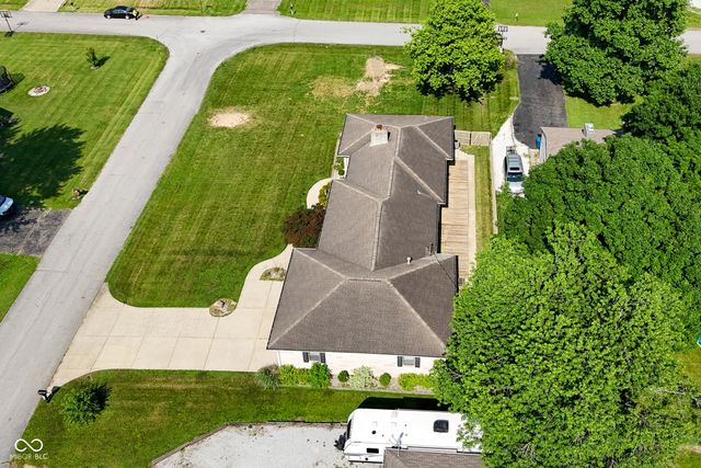 136 W Loretta Drive, Indianapolis, IN 46217