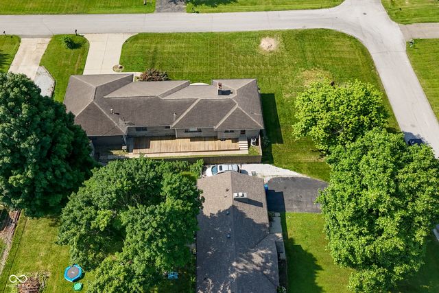136 W Loretta Drive, Indianapolis, IN 46217
