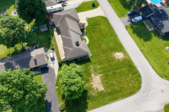 136 W Loretta Drive, Indianapolis, IN 46217