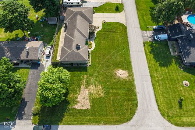 136 W Loretta Drive, Indianapolis, IN 46217