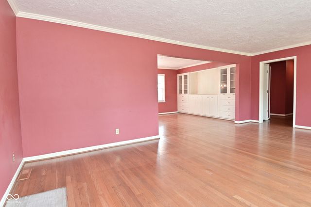 136 W Loretta Drive, Indianapolis, IN 46217