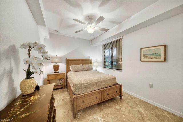 9572 Trevi CT 5017, Naples, FL 34113