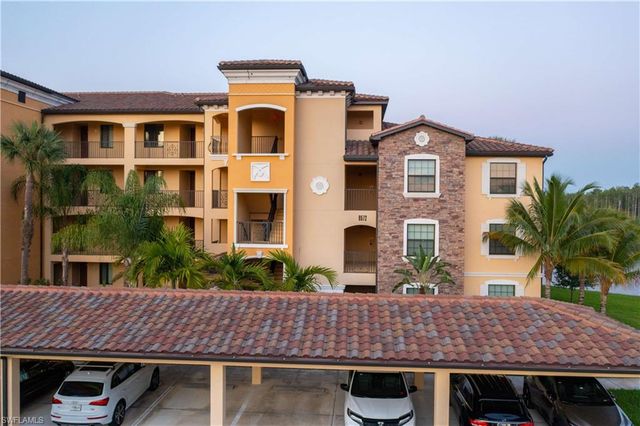 9572 Trevi CT 5017, Naples, FL 34113