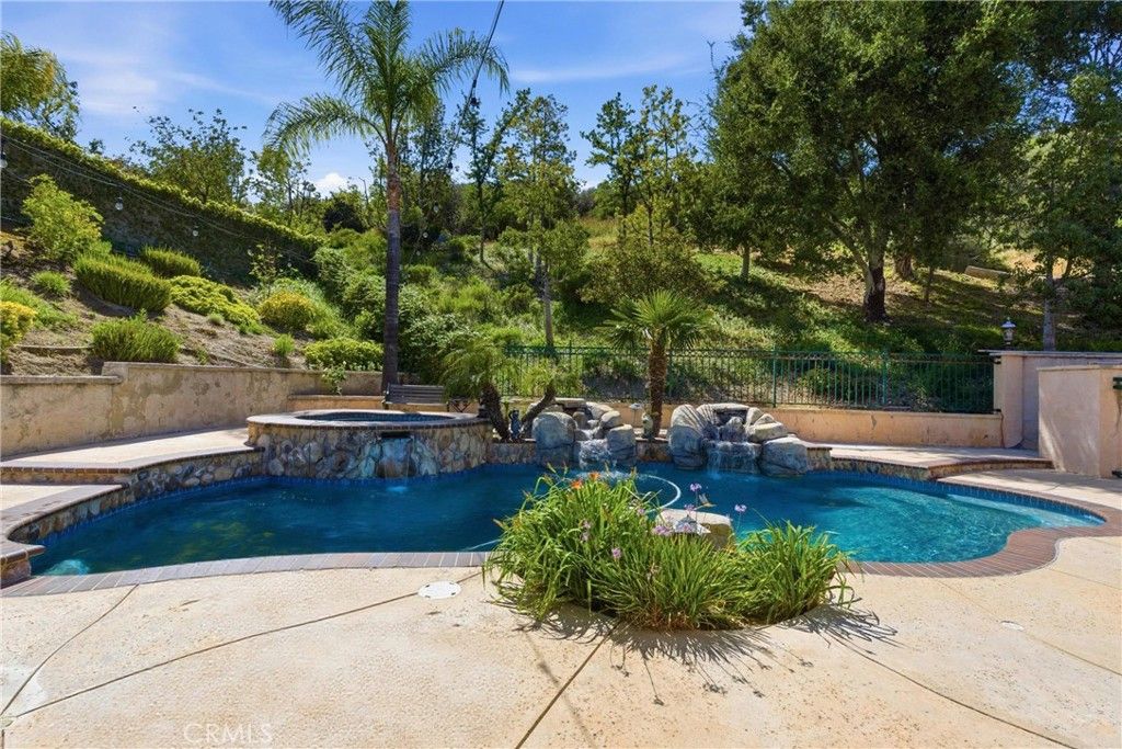 Image 30 of property listing at 25120 Southwind Court, Stevenson Ranch, CA 91381