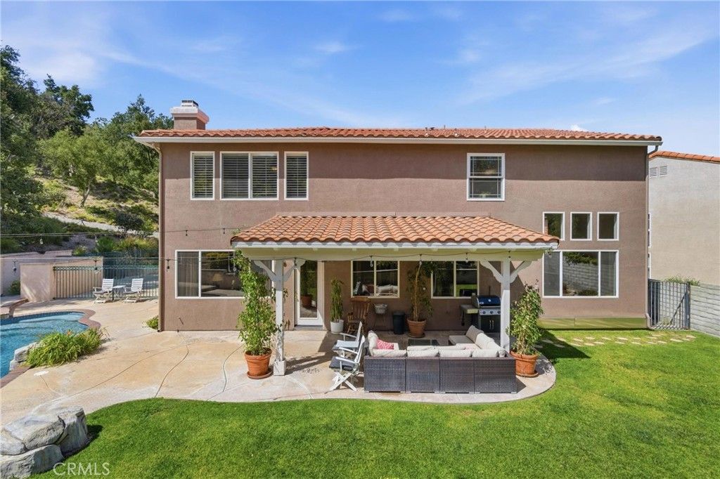Image 33 of property listing at 25120 Southwind Court, Stevenson Ranch, CA 91381