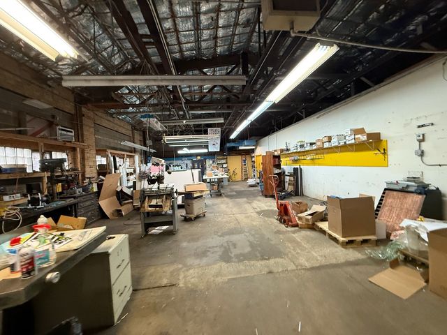 3340 N Ravenswood Avenue N, Chicago, IL 60657