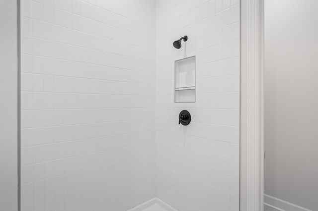 440 Buckwood Avenue, W, Thompsons Station, TN 37179