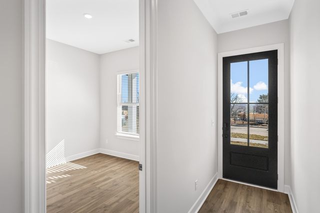 440 Buckwood Avenue, W, Thompsons Station, TN 37179