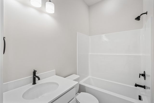 440 Buckwood Avenue, W, Thompsons Station, TN 37179