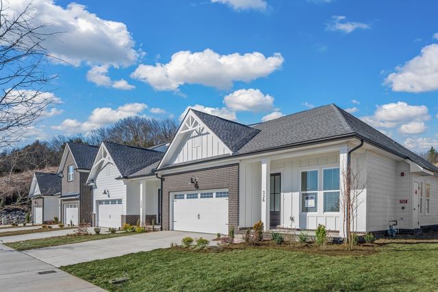 440 Buckwood Avenue, W, Thompsons Station, TN 37179