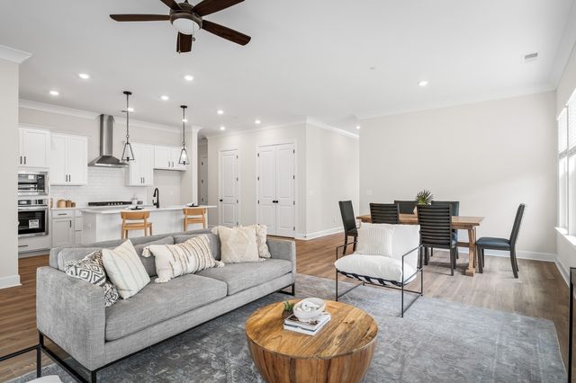 440 Buckwood Avenue, W, Thompsons Station, TN 37179