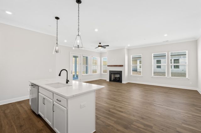 440 Buckwood Avenue, W, Thompsons Station, TN 37179