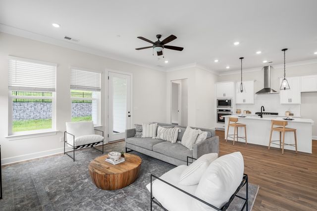 440 Buckwood Avenue, W, Thompsons Station, TN 37179