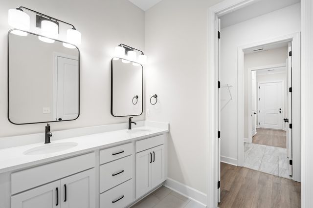 440 Buckwood Avenue, W, Thompsons Station, TN 37179