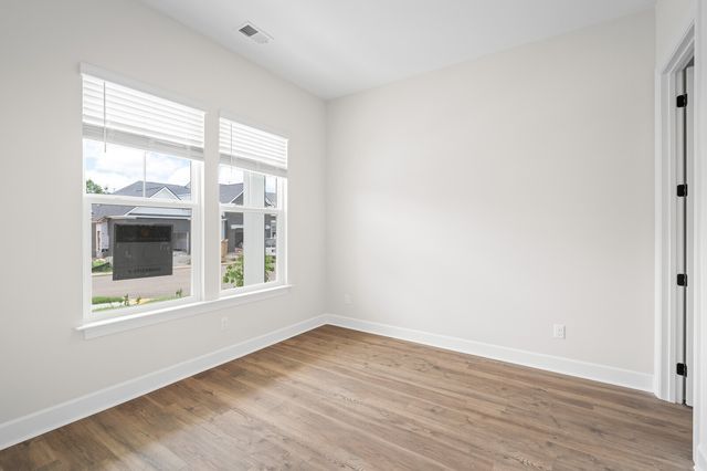 440 Buckwood Avenue, W, Thompsons Station, TN 37179