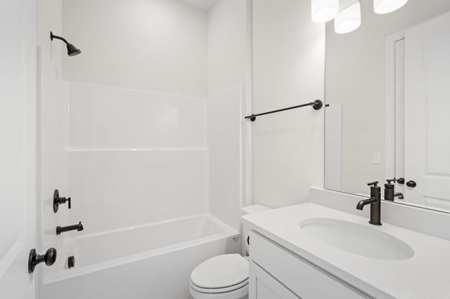 440 Buckwood Avenue, W, Thompsons Station, TN 37179