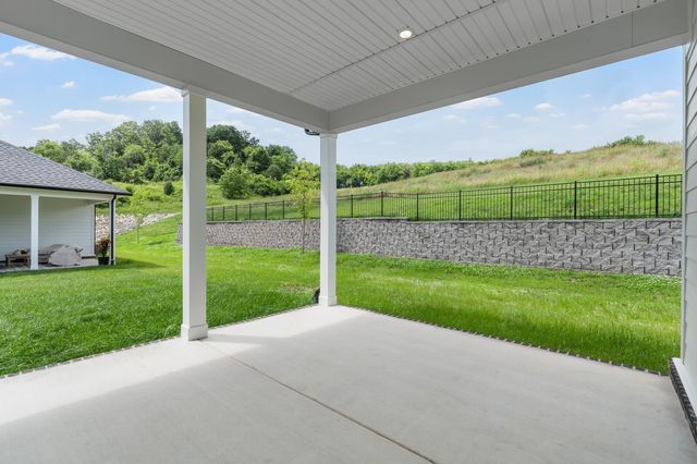 440 Buckwood Avenue, W, Thompsons Station, TN 37179