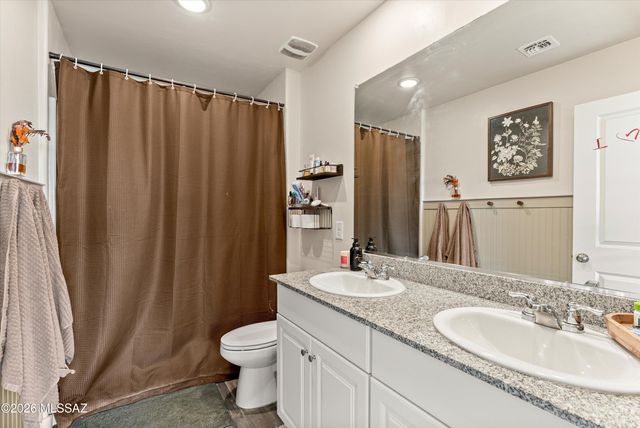1591 W Cottonwood Canyon Drive, Benson, AZ 85602