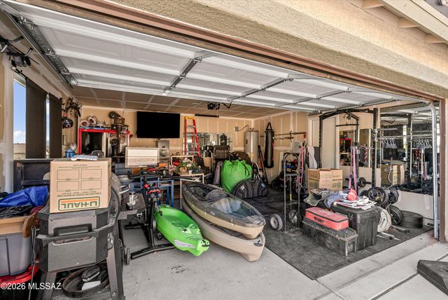 1591 W Cottonwood Canyon Drive, Benson, AZ 85602