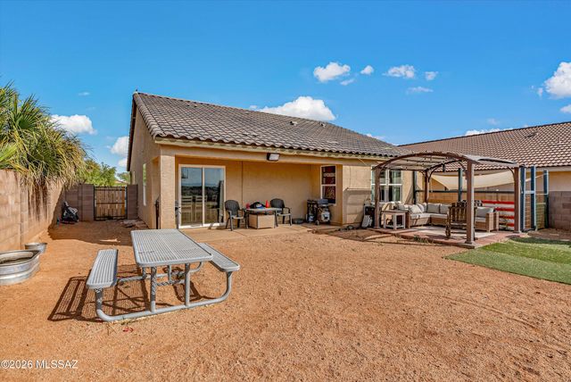 1591 W Cottonwood Canyon Drive, Benson, AZ 85602