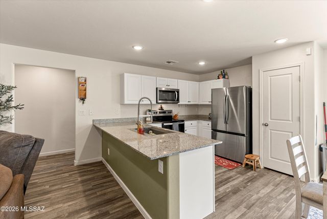 1591 W Cottonwood Canyon Drive, Benson, AZ 85602