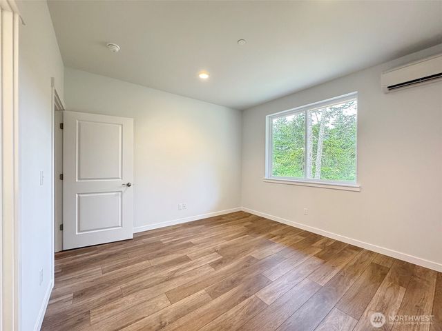 1415 Discovery Loop, Port Angeles, WA 98363