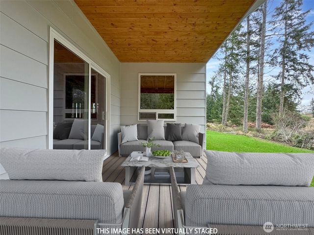 1415 Discovery Loop, Port Angeles, WA 98363