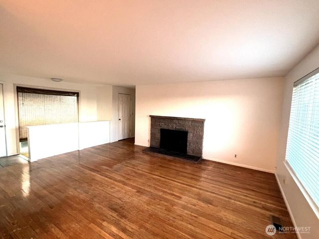 17930 Military Road S, Seatac, WA 98188