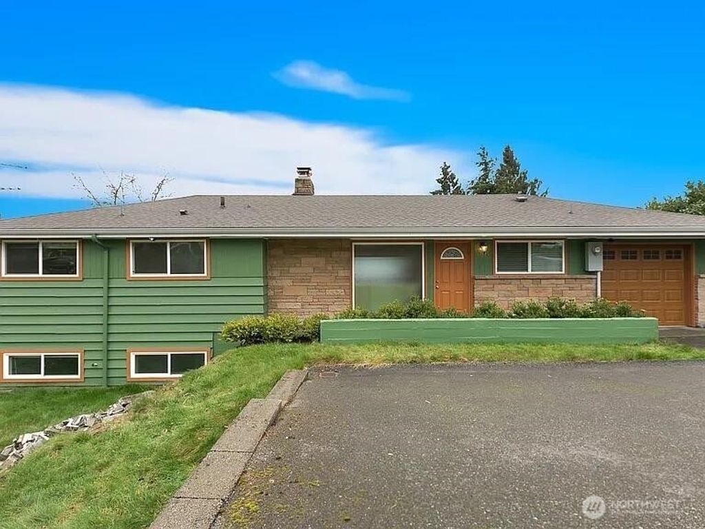 17930 Military Road S, Seatac, WA 98188