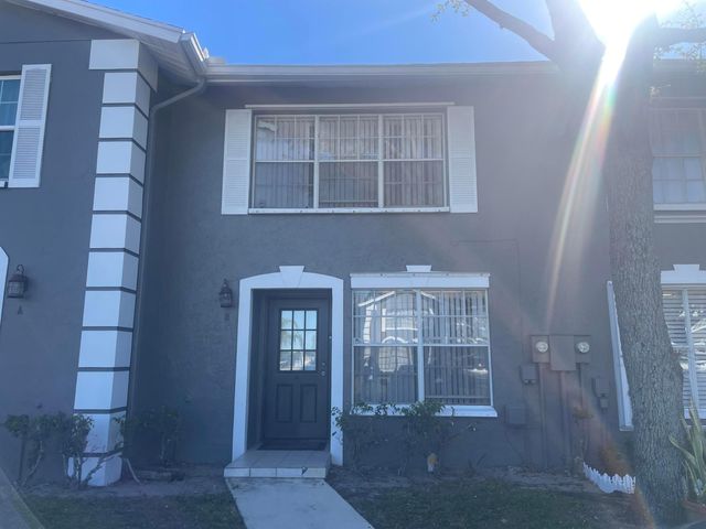 5076 Society Place W B, West Palm Beach, FL 33415